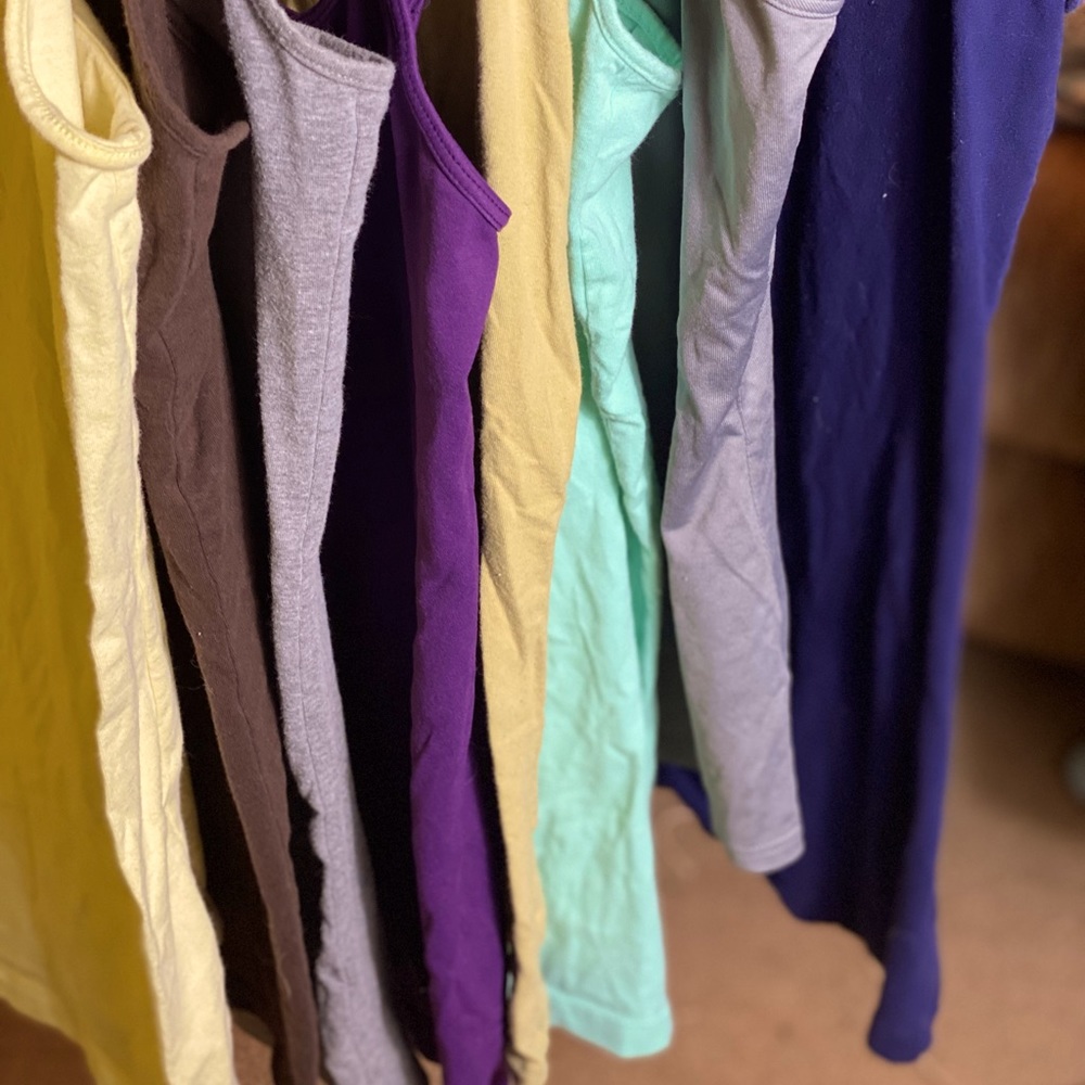 8 Womens camis- size medium